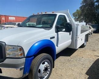 #65 • 2005 Ford F-450 Pickup Truck, VIN # 1FDXF46P35EA09127: Year: 2005
Make: Ford
Model: F-450
Vehicle Type: Pickup Truck
Mileage:
Plate:
Body Type: 2 Door Cab; Regular; Chassis
Trim Level: Base
Drive Line: 4x2; Dual Rear Wheels
Engine Type: V8, 6.0L (366 CID)
Fuel Type: Diesel
Horsepower: 325HP
Transmission:
VIN #: 1FDXF46P35EA09127