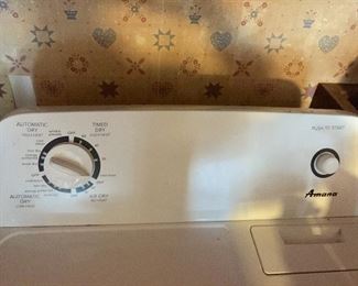 Amana dryer great condition 