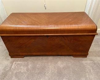 Lane Cedar Chest