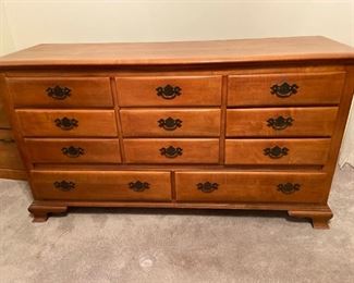 Olde Towne Maple Co. Chest of Drawers