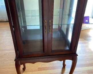 Queen Anne Leg Small Curio Cabinet