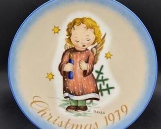 Christmas 1979 Starlight Angel Collector Plate by Sister Berta Hummel