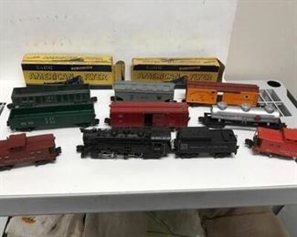 S Gauge American Flyer Freight consiststeam locomotive, tender and 8 cars 1950s