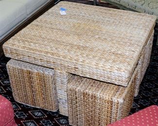 Grass table with 4 stools