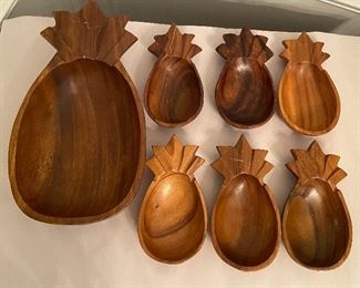 Wooden Pineapple 7 Pc Serving Bowl Set
