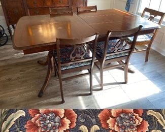 Duncan Phyfe Style Dining Table with Protection Pads
Set of 5 Vintage Lyre Back Chairs