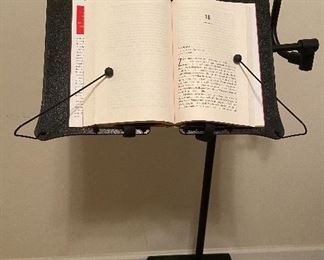 Rolling Iron Book Reading Stand