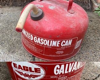 USA Eagle Model SP 2 1/2 Galvanized 2-1/4 Gallons Gas Can 