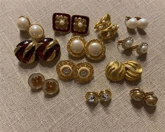 Vintage Earrings 