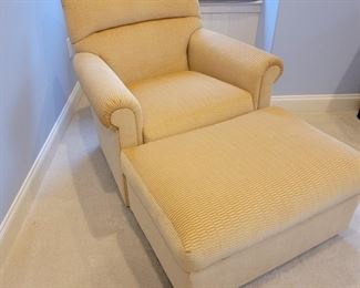 Swivel chair: 33 x 33 x 31" ottoman with casters: 16 x 31 x 21: