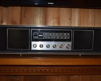 Vintage RCA Radio