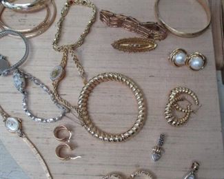 Gold watches, bracelets & earrings