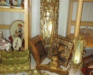 inkwells, desk accessories & wall decorations