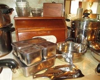 Stainless steel kitchen items