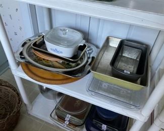 Tons of kitchen items, Pyrex, Corning 