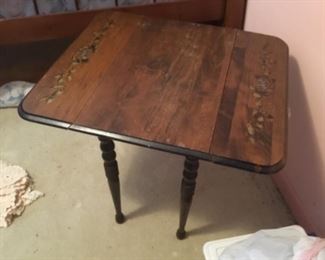Vintage table - sides fold down