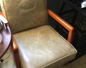Mid century chair to match sofa 