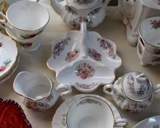 ROYAL PATRICIAN TEA SET