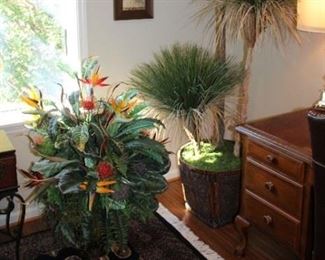 FAUX DECORATIVE PLANTS