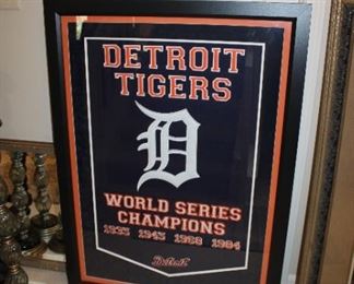 FRAMED  DETROIT TIGERS