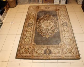 AREA RUG