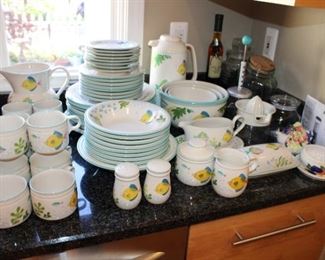 STUDIO NOVA ‘BARRIER REEF’ DISH SET