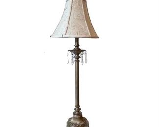 Lot 006
Contemporary Silver Washed Buffet Lamp