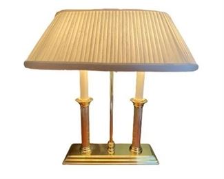 Lot 032
Baldwin Twin Candlestick Bouillotte Lamp