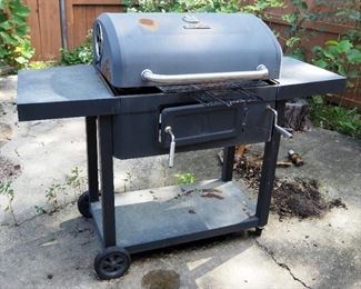 CharBroil Grill, 47" x 59" x 25"
