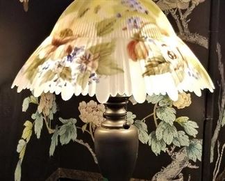 Gorgeous glass Victorian style lamp.