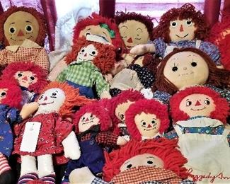 Lots of vintage Raggedy Ann and Raggedy Andy. We have so cute Black Raggedy Anns and white Raggedy Anns.