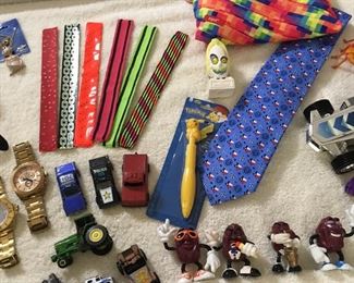 Slap bracelets & the California raisins!