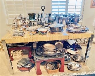 Silverplate trays and serving pieces 