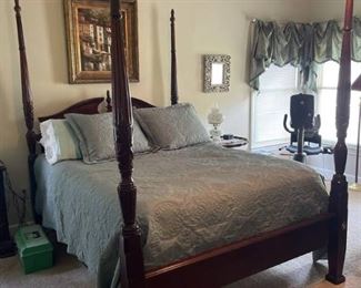 Spectacular 4 Poster Bed