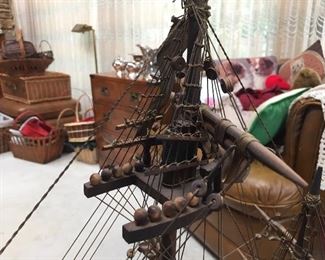 Vintage "Navio Espanol" 1700s Spanish Frigate Naval Wood Model Ship