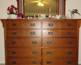 Bassett Mission Style Dresser with Mirror