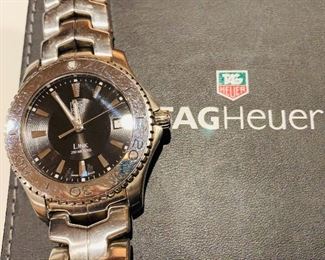 TagHeuer Link, stainess steel watch with booklet. 