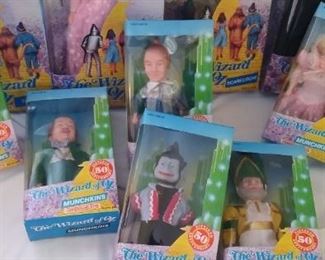 1988 The Wizard of Oz dolls including Munchkins. Multi toys, Condition is "New". Box shows some wear. 