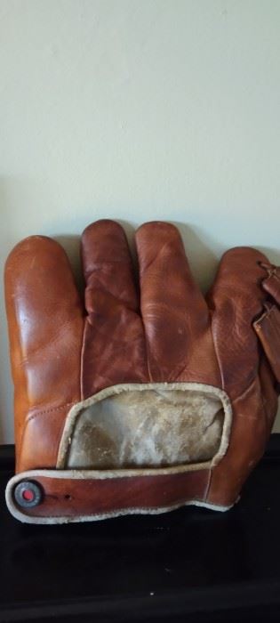 Antique leather Ball Glove