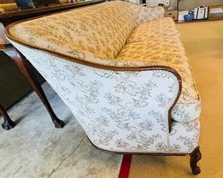 $150   #42 1940's cabriole legs sofa (damage legs)