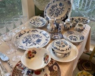 Blue Danube china service pieces all priced individually.