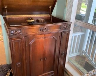 $450   #45 Victrola credenza 1940's • 44high 30wide 21deep 