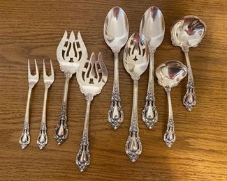 #2___$995
Lunt Eloquence  • 60 pieces  • tw.52.73oz