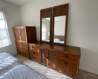 #34___$495
King head, 2 mattresses, dresser, tall chest, lamp table
headboard  • 55 high 84 wide 81 deep
dresser  • 30high 71wide 19deep
two mirrors  • 50 high 20 wide 3deep
armoire  • 55 high 39 wide 19deep
table lamp  • 54high 15across
Glass lamp  • 23high