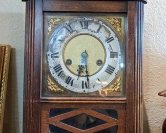 Mantle Clock