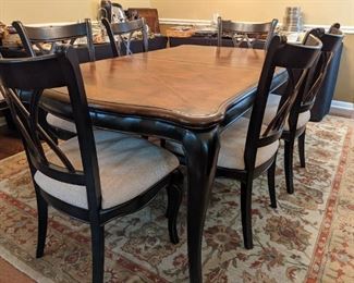 Dining Table with 2 Leaves