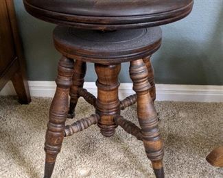 Swivel Stool