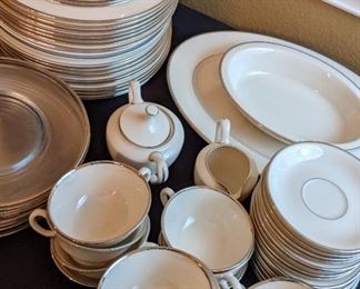 Lenox Montclair Dining Set