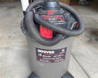 Hoover 16 Gallon WetDry Vac