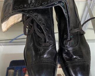 Early Roberts, Johnson and Rand Star Value Ladies Boots